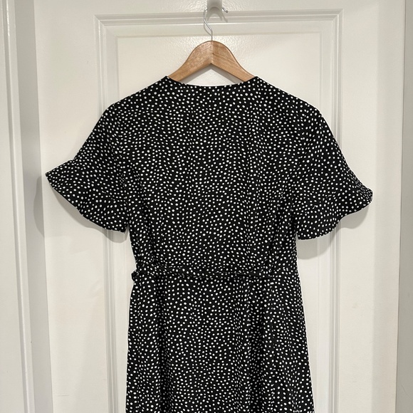 Vero Moda  | “Henna” Wrap Dress  Women’s Medium Black With White Polka Dots - Picture 5 of 11